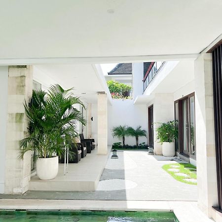 Apple Villas & Apartments Kerobokan Kültér fotó