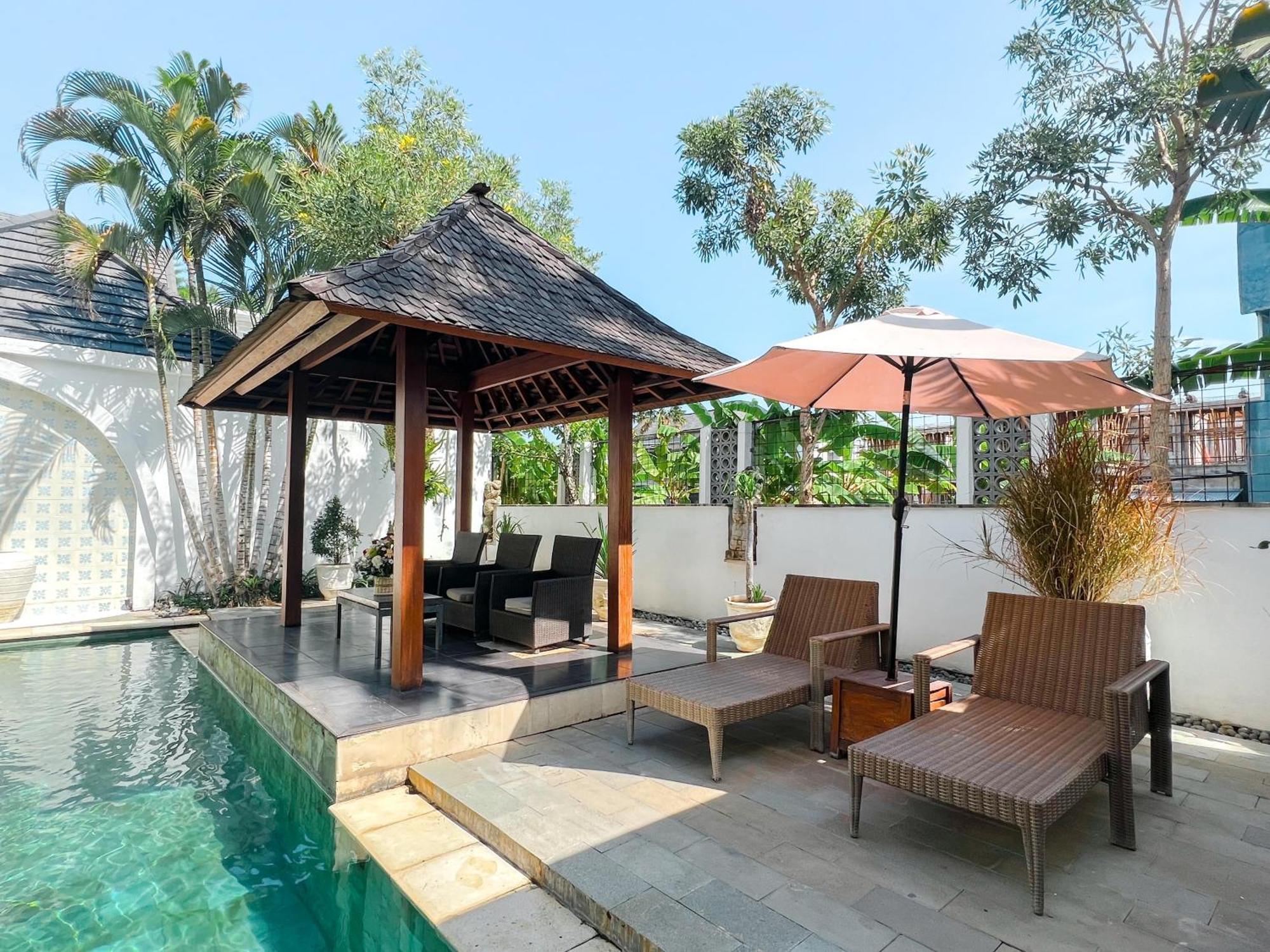 Apple Villas & Apartments Kerobokan Kültér fotó
