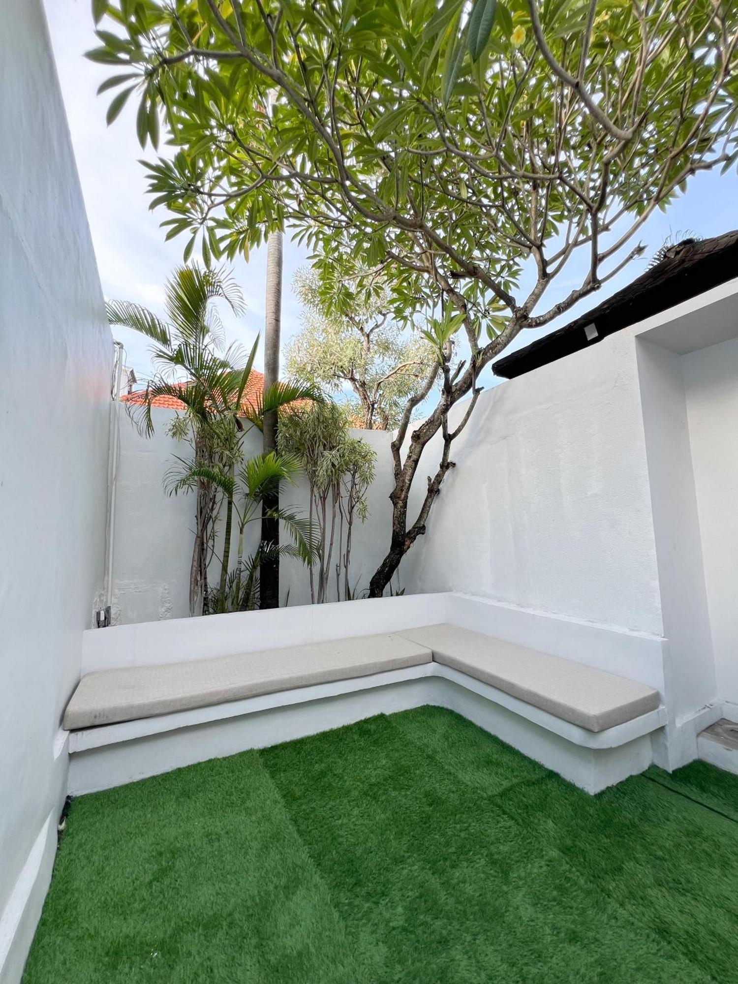 Apple Villas & Apartments Kerobokan Kültér fotó